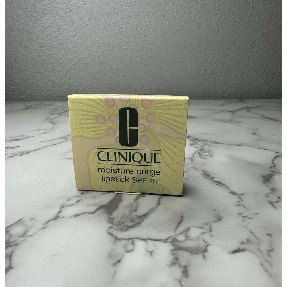 Clinique Moisture Surge SPF 15 Lipstick 2 Pack Travel Sweet Mocha & Whimsy NIB